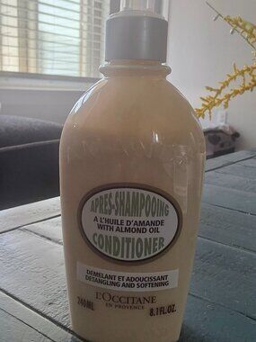 NEW L’Occitane Almond Oil Conditioner 240ml – Hard-to-Find Full Size